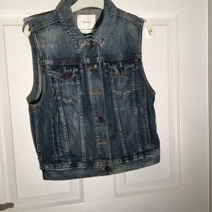 Talula denim vest by Aritzia